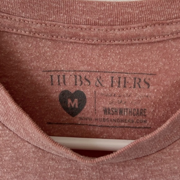 Hubs & Hers Wife of the Party T-Shirt Size Medium - Picture 7 of 8